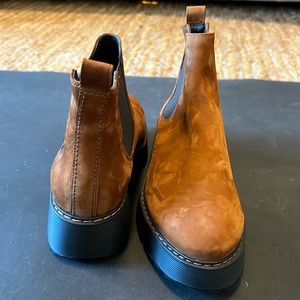 Paul Green velvet bootie